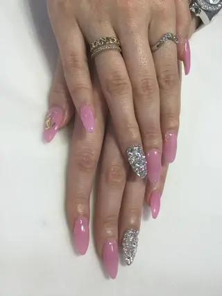 ネイル 💎🐰 saki. m 🐰💎のネイルデザイン