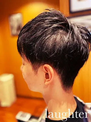 ショート メンズ 尾崎 弘充のヘアスタイル
