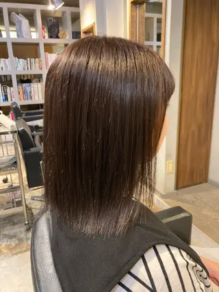 ミディアム navarro studio所属・三上 琳のヘアスタイル