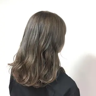 セミロング カラー 【Sweep】おじま のぞみのヘアスタイル