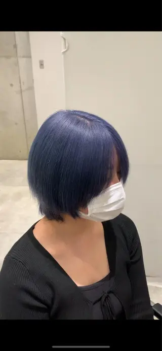 ショート カラー サロウィン(SALOWIN)原宿iori店所属・れい🫧 ハイトーン特化のヘアスタイル