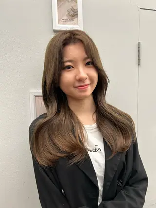 ロング 韓国ネイル🤍 イワサキ　リコ🍒のネイルデザイン