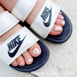 ネイル 557 nailのネイルデザイン