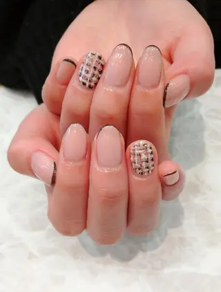ネイル 會田 瑠衣のネイルデザイン