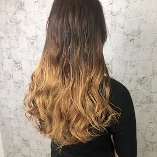 ロング カラー ベージュ/インナー カラー🤍Rieのヘアスタイル