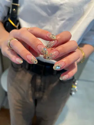 ネイル Yurina. tのネイルデザイン