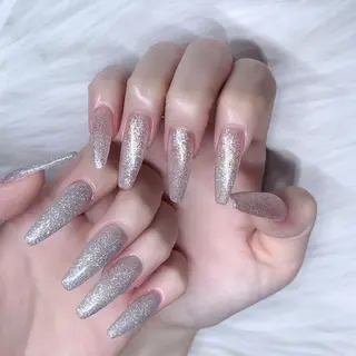 ネイル Queens PUPUのネイルデザイン