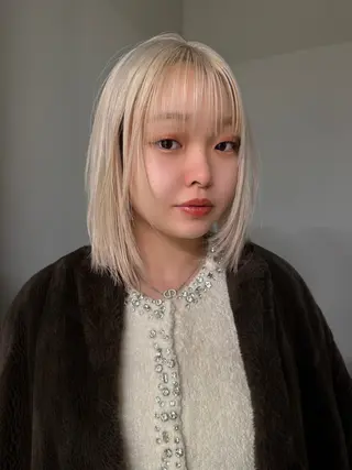 カラー 艶ブリーチ/表参道 ハイトーン /実乃梨のヘアスタイル