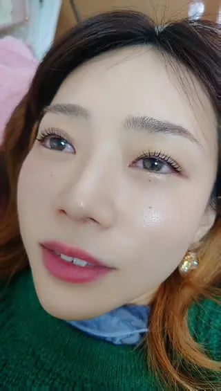 マツエク・マツパ Beauty Salon Luana所属・Luanaまつパ脱毛 ハーブピーリング眉毛のマツエク・マツパデザイン