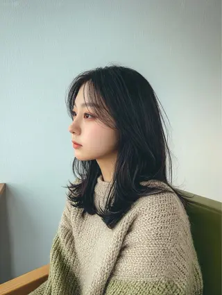 ミディアム SCENE by RADのヘアスタイル