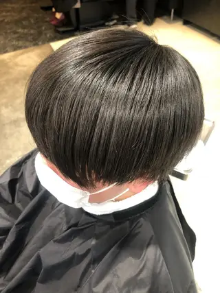 メンズ HAIR SALON M Fe's所属・透明感カラー/レイヤ ー/小谷野真緒のヘアスタイル