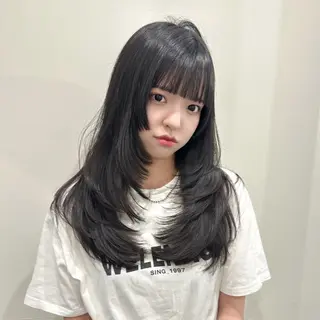 ロング 🌹ハッシュカット、 レイヤー韓国ヘア🌹のヘアスタイル