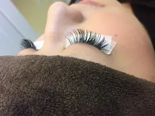 マツエク・マツパ eyelash aimy 小牧店所属・宇井 理絵の眉毛・アイブロウイメージ