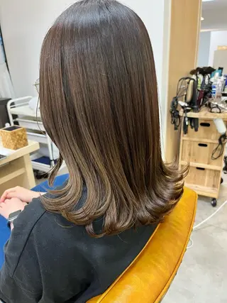 セミロング 金山/レイヤー カット/Hikariのヘアスタイル
