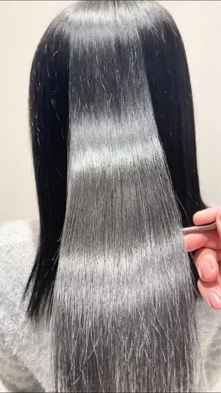 セミロング 🔷ダブルカラーハイ トーン🔷櫻井走のヘアスタイル