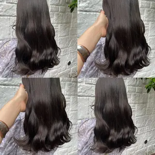 ロング カラー カジュアルを女っぽく 𝗮𝘆𝗮𝗰𝗼のヘアスタイル