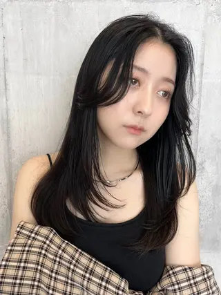 セミロング カラー channel所属・Natsumi ❤︎のヘアスタイル