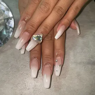 ネイル One Na1l ゆい☺︎のネイルデザイン