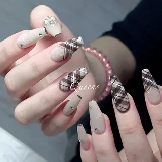 ネイル Queens マオのネイルデザイン