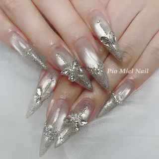 ネイル HANA 長さだしのネイルデザイン