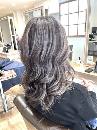 ロング 浅古 雄介のヘアスタイル