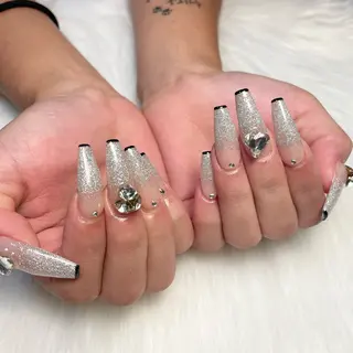 ネイル adorable 〈Kurumi〉のネイルデザイン