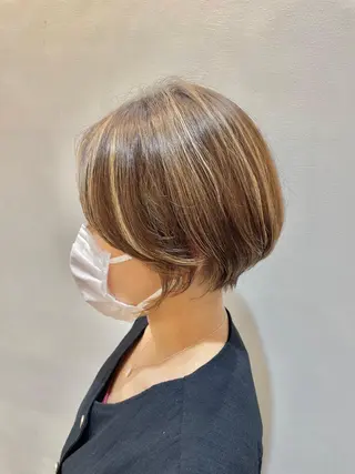 ショート シノハラ ガクト ショート/白髪ぼかしのヘアスタイル