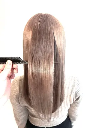 セミロング カラー 🌈ハイトーン髪質改 善🌈polon🌟のヘアスタイル