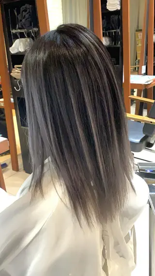 ミディアム カラー パーマ ヘアアレンジ メンズ キッズ ネイル マツエク・マツパ 酸性ストレート 髪質改善大槻勇樹のヘアスタイル