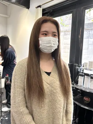 ロング カラー REAL 心斎橋所属・ブリーチ/ベージュ /デザイン/ナツミのヘアスタイル