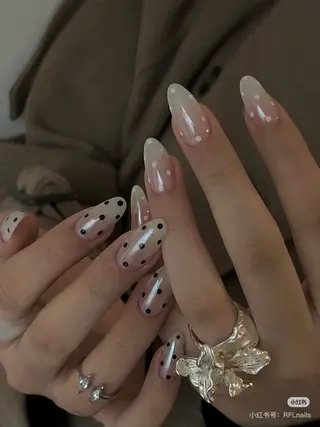 ネイル Betty nail salon所属・Betty nail サロンのネイルデザイン