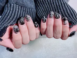 ネイル Yuxi Beauty salon 【ユーシィー ビューティ サロン】所属・ユーシーネイルサロン 池田公園店のネイルデザイン