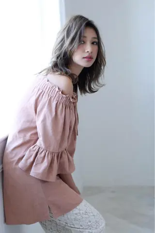 ミディアム カラー FORTE所属・フォルテ青山 カットカラー0円のヘアスタイル