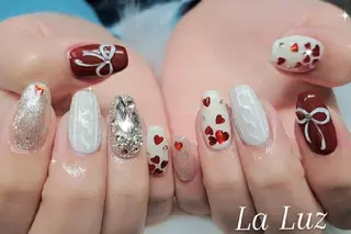 ネイル 小川 真里奈のネイルデザイン