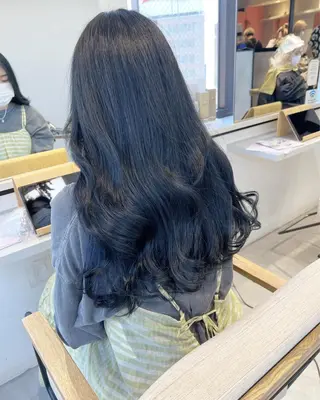 ロング デザイン🥇複雑履歴 ハイトーン特化のヘアスタイル