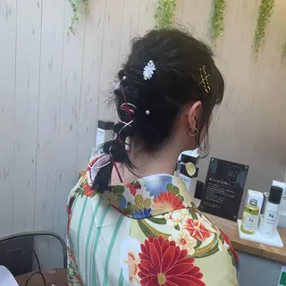 ヘアアレンジ march merryのヘアスタイル