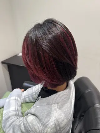 セミロング カラー 韓国レイヤー➰北田 陸斗➰コテ巻きパーマのヘアスタイル