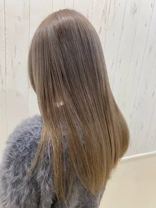 ロング カラー 中山 愛美莉のヘアスタイル