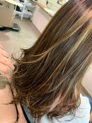 セミロング カラー ヘアアレンジ 指名支持率NO.1 スタイリストのヘアスタイル