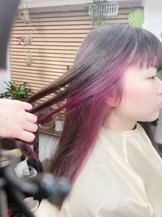 カラー 大和田 朱美のヘアスタイル