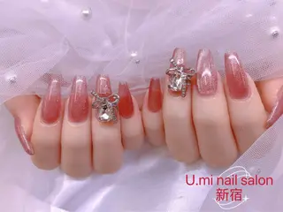 ネイル UMI ネイルサロン新宿🎀のネイルデザイン