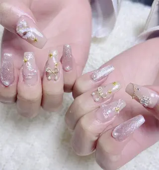 ネイル Rainrain💧 パーツ豊富、やり放題のネイルデザイン