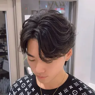 ショート パーマ 堺 健人のヘアスタイル