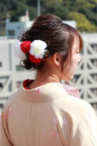 ミディアム ヘアアレンジ Viage （ビアージュ）のヘアスタイル