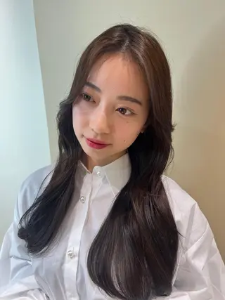 ロング 🧊🪞透明感カラー himeのヘアスタイル