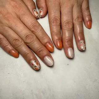 ネイル nail io 🐅のネイルデザイン