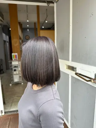 ミディアム miloc MOMOKAのヘアスタイル