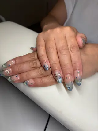 ネイル 金井 泉涼のネイルデザイン