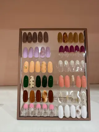 ネイル She Nail studio原宿店所属・akari原宿 プライベートサロンのネイルデザイン