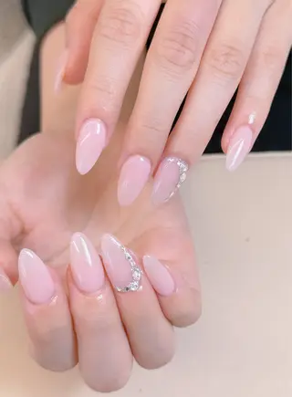 ネイル Luxe Nailのネイルデザイン